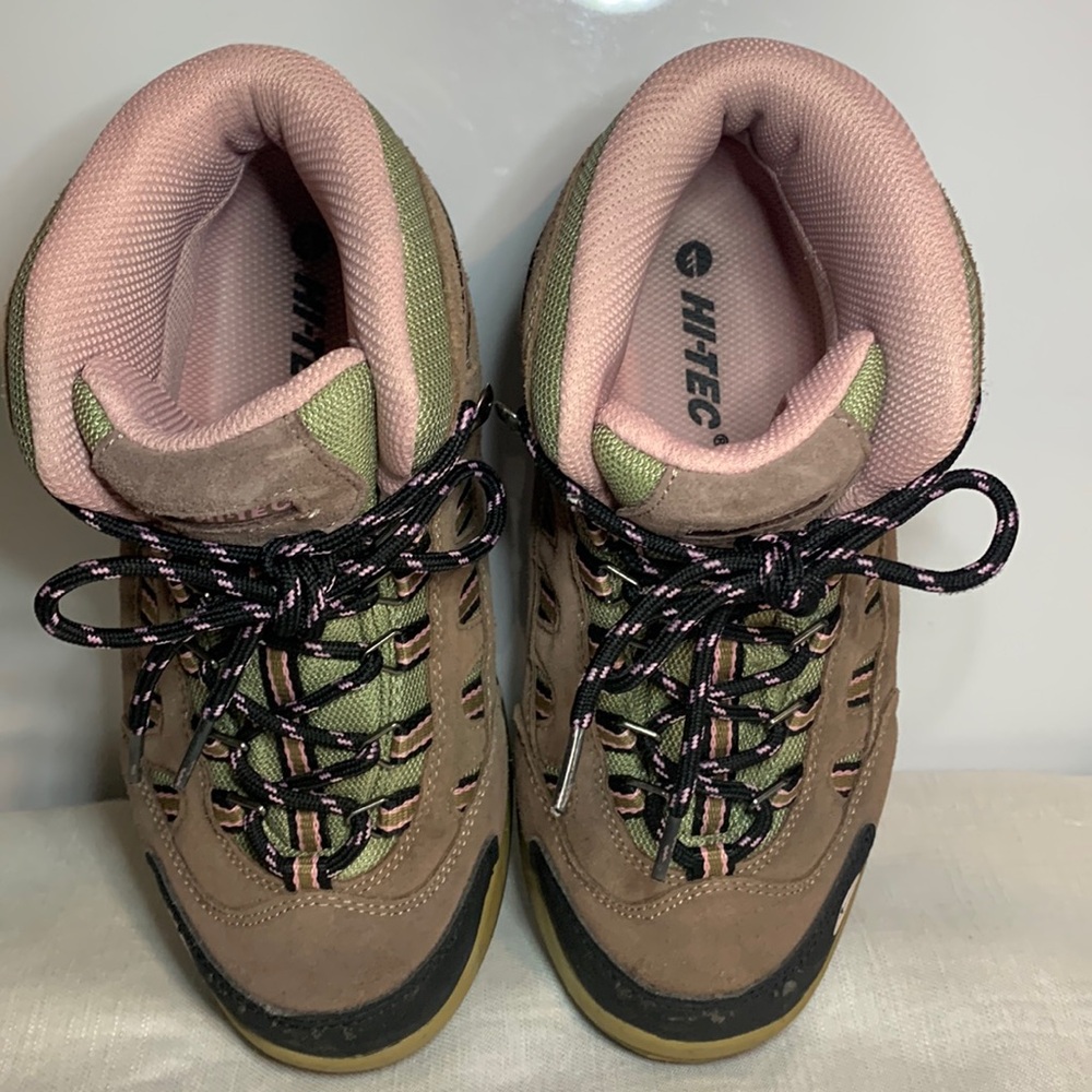 HI-TEC Athletics Waterproof Boots-Size 7.5
